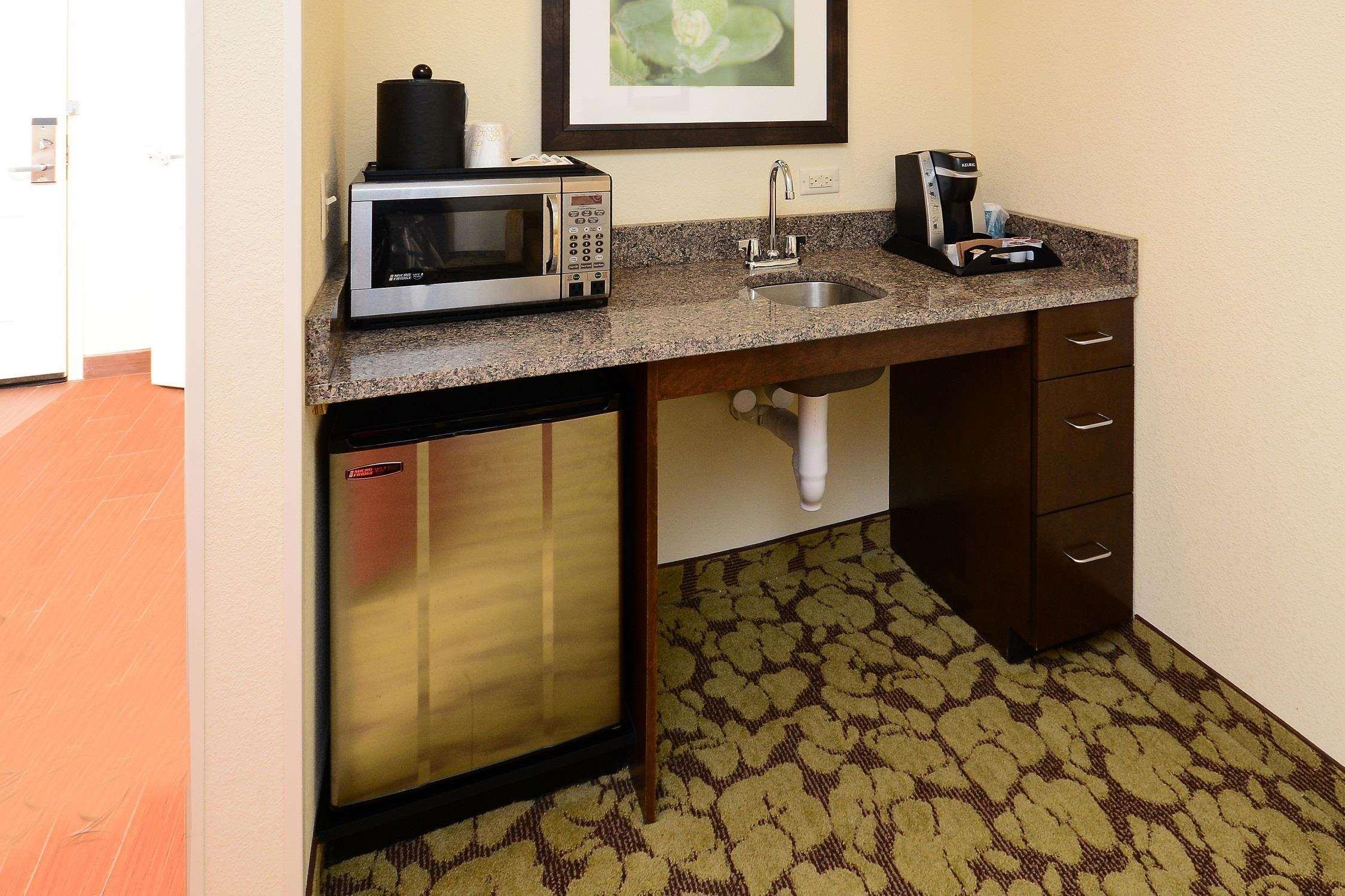 Hotel Hilton Garden Airport