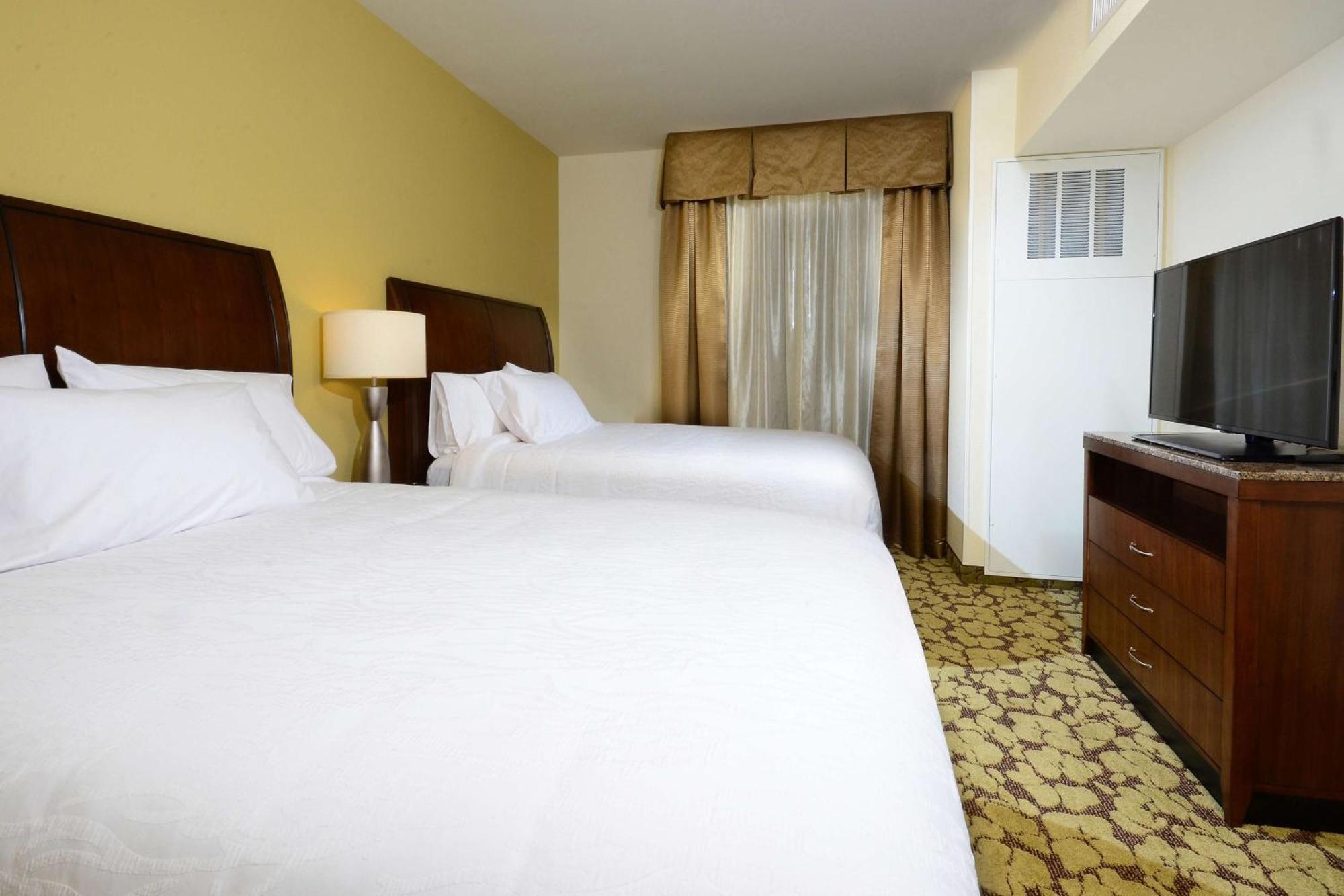 Hilton Garden Airport Hotel
